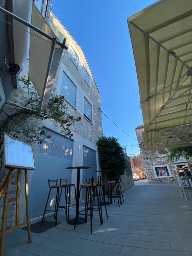 Sobe “Zavjetrina” Murter Exterior foto